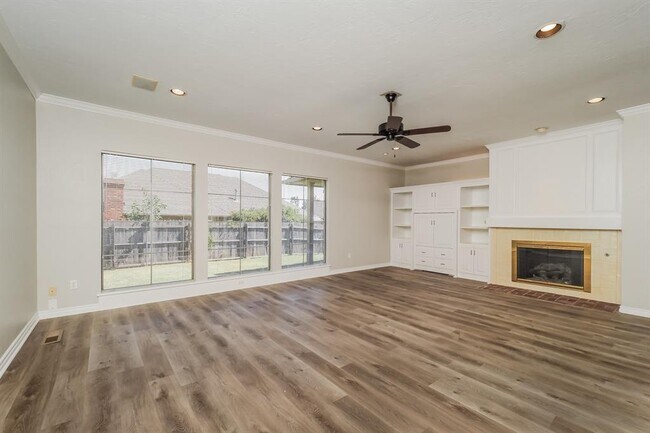 Foto del edificio - 10404 Regent St