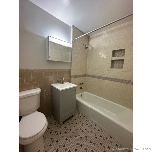 Building Photo - 14 Niles St