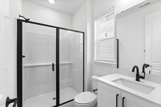 Foto del edificio - Brand New Tehaleh Home