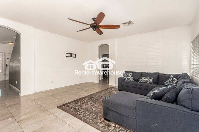 Foto del edificio - 14206 W Indianola Ave