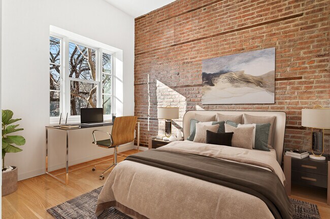 Foto del edificio - 301 E 10th St