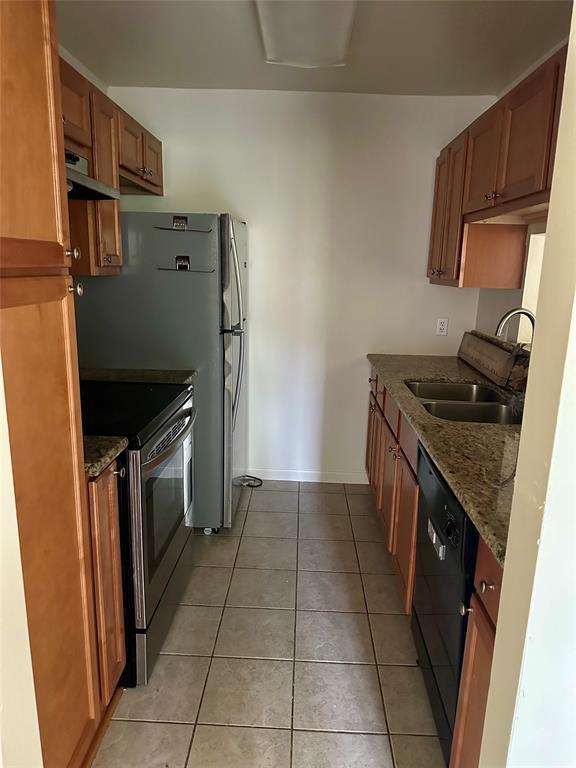 Foto del edificio - 3045 Walnut Bend Ln