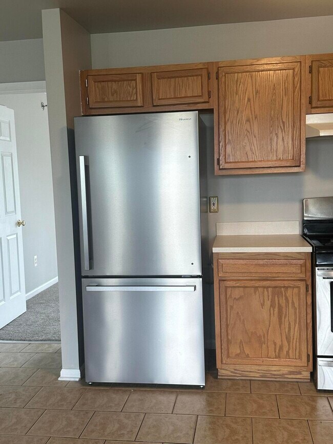 Building Photo - 1426 Crimson Way