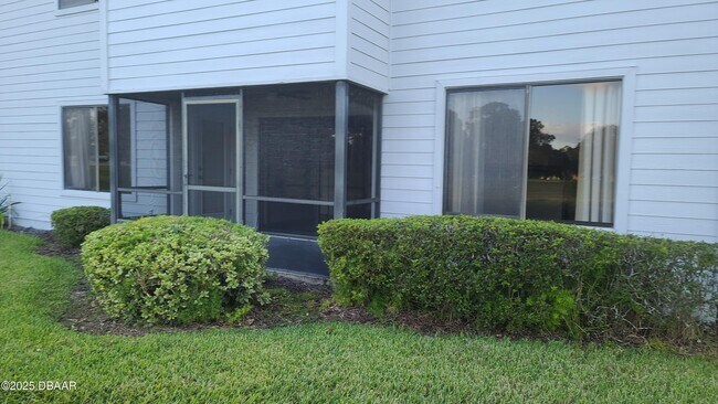 Foto del edificio - 138 Blue Heron Dr