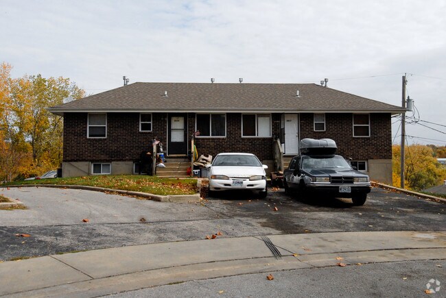 Building Photo - 4853-4859 NW Homestead Rd