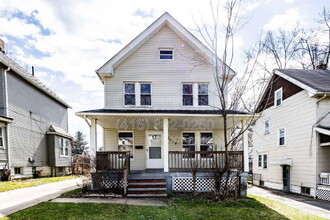 Building Photo - 7618 Grand Division Ave