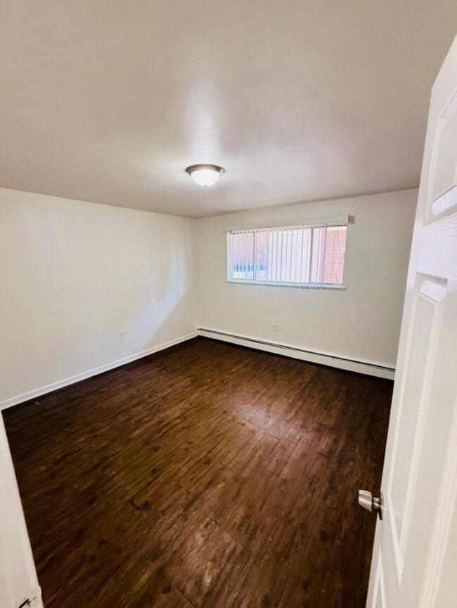 Building Photo - 3 bd Available in Anschutz Medical Campus ...