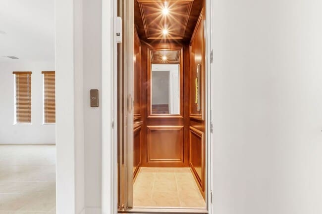 Foto del edificio - 1433 Freeman Ln