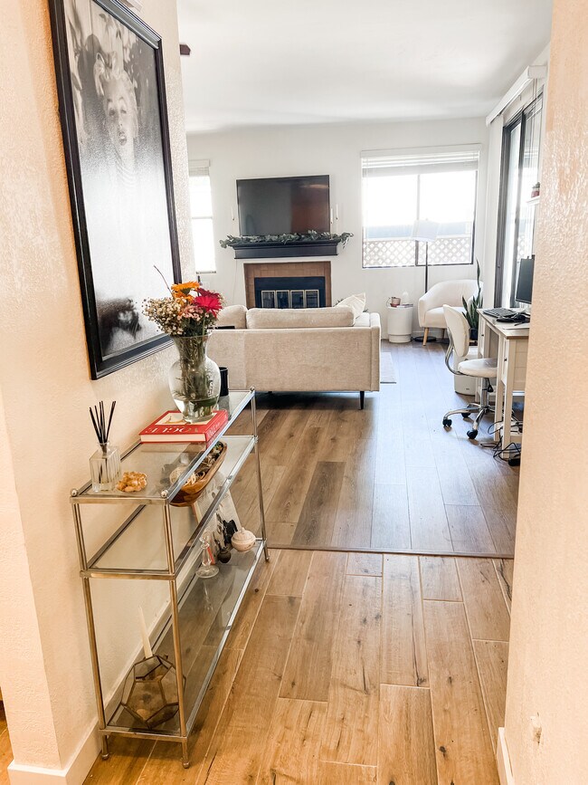 Foto del edificio - 2228 River Run Dr