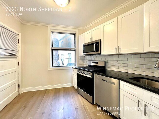 Foto del edificio - 7223 North Sheridan-2