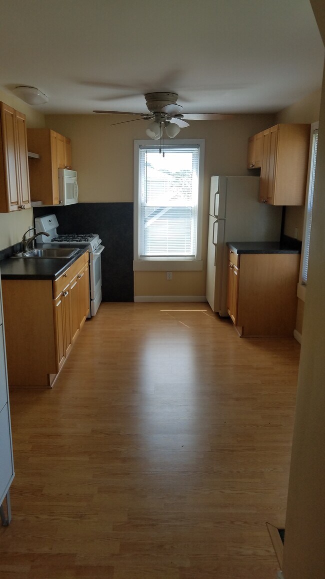 Foto del edificio - 530 Freeman St.