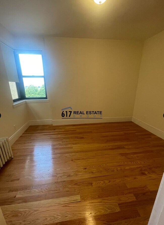 Foto del edificio - 504 Beacon St