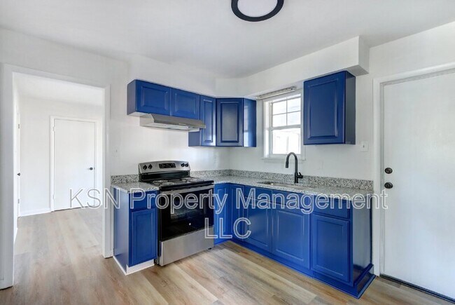 Building Photo - 305 Byck Ave