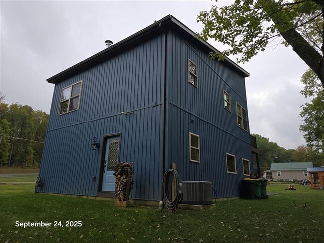 Building Photo - 416 S Eberhart Rd