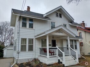 Building Photo - 130 S Grand Ave