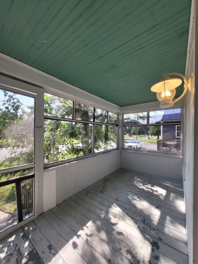 Foto del edificio - 121 W Main St