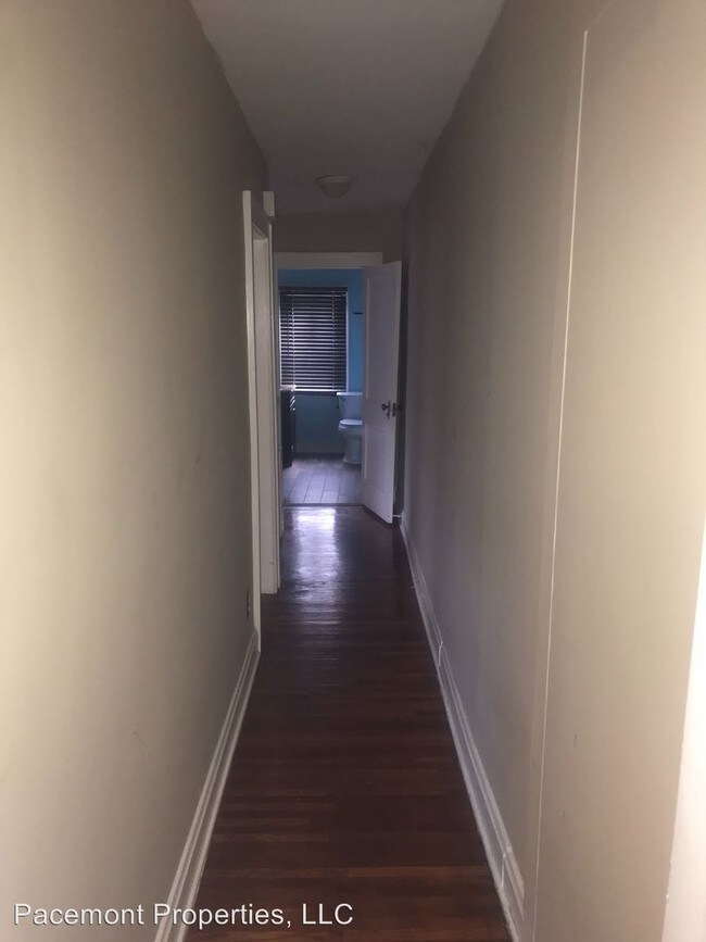 Foto del edificio - 55 W Lakeview Ave