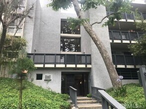 Building Photo - 3603 W Hidden Ln