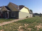 Primary Photo - Lovely Townhouse for Rent