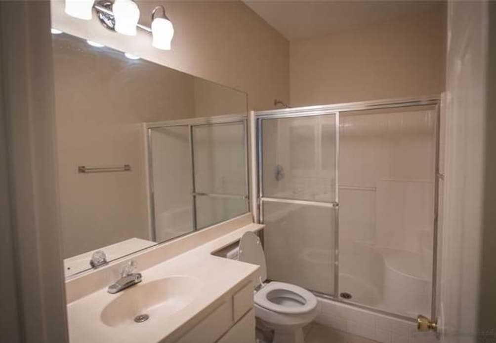 Building Photo - 22904 Briarwood Dr