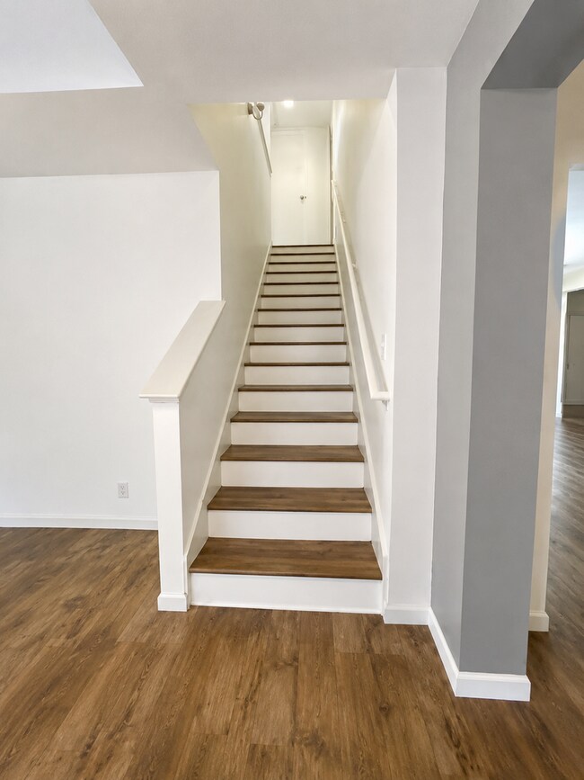 Foto del edificio - Available For Move-In: NOW