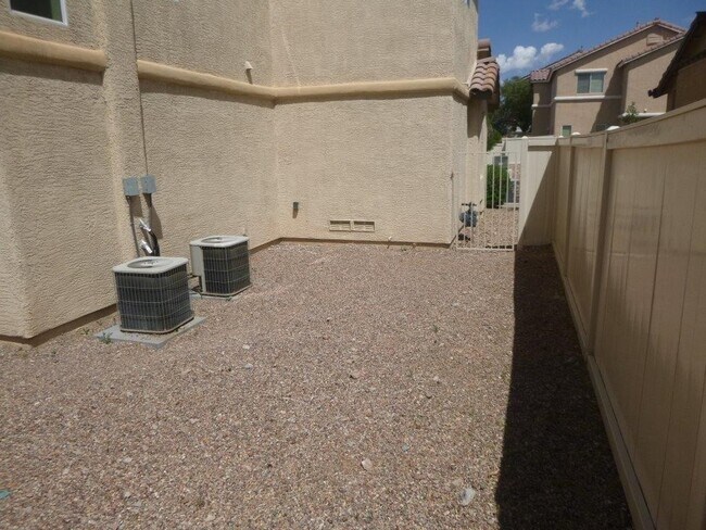 Foto del edificio - 3 bedroom gem in the southwest valley