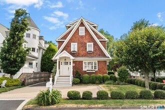 Building Photo - 275 Lalley Blvd