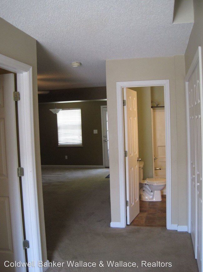 Building Photo - 2 br, 2 bath House - 6520 Doe Creek Way