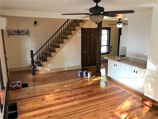 Living Room - 25 Beech St