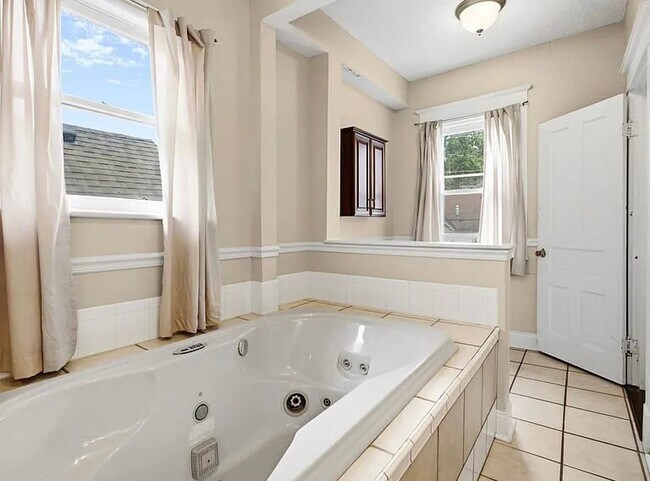 Foto del edificio - 2036 N Talbott St