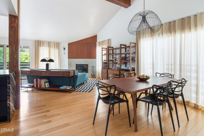 Foto del edificio - 2701 Lytelle Pl