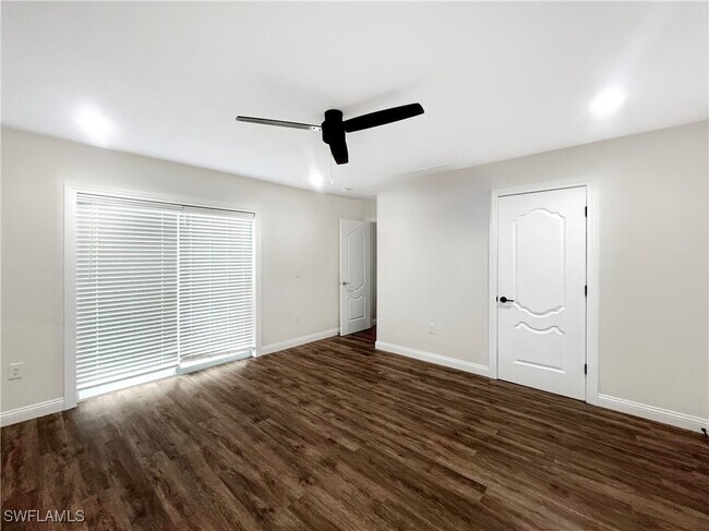 Building Photo - 22212 Lockport Ave