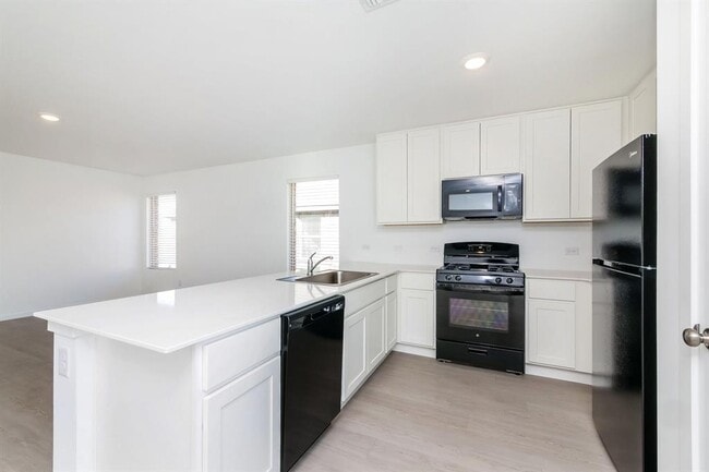 Foto del edificio - 12512 Huntington Rdg Wy