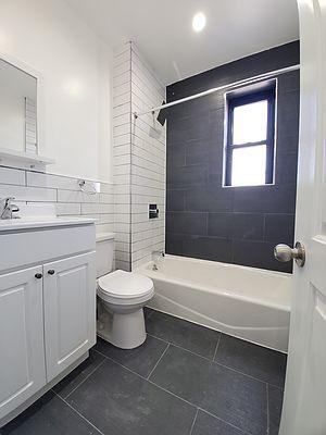 Foto del edificio - 2 bedroom in BRONX NY 10462