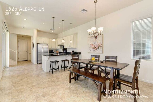 Building Photo - Stunning on Aleppo Ln