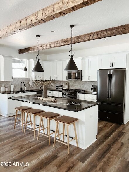 Foto del edificio - 710 N 39th Dr