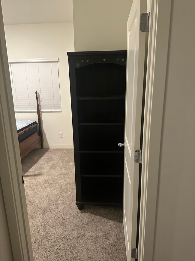 Building Photo - 707 Canon Rd