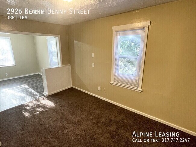 Foto del edificio - 2926 N Denny St