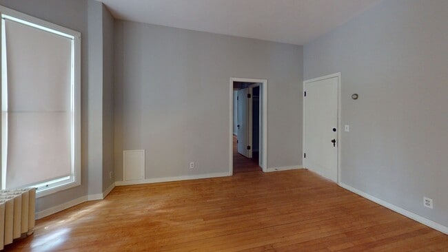 Foto del edificio - 629 6th St SE