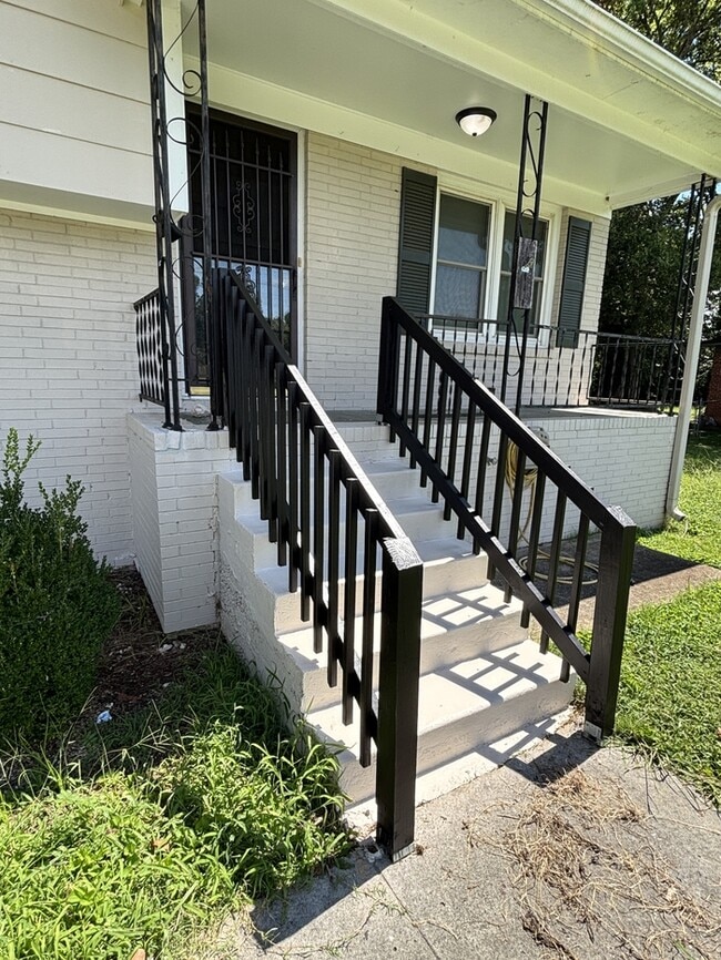 Foto del edificio - 3704 Timbercrest Dr NW