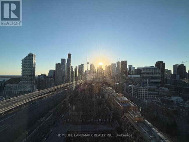 Photo du bâtiment - 35 Parliament St