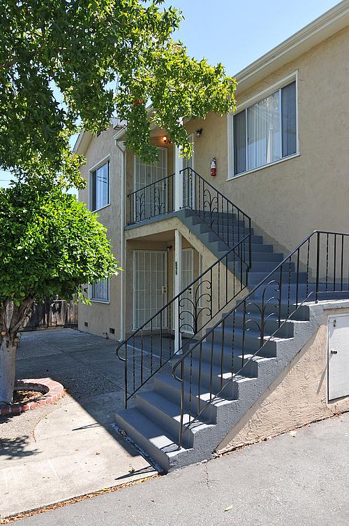 Front - 727 Whipple Ave