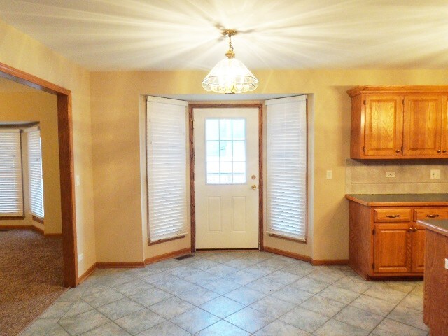 Building Photo - 270 Morgan Valley Drive