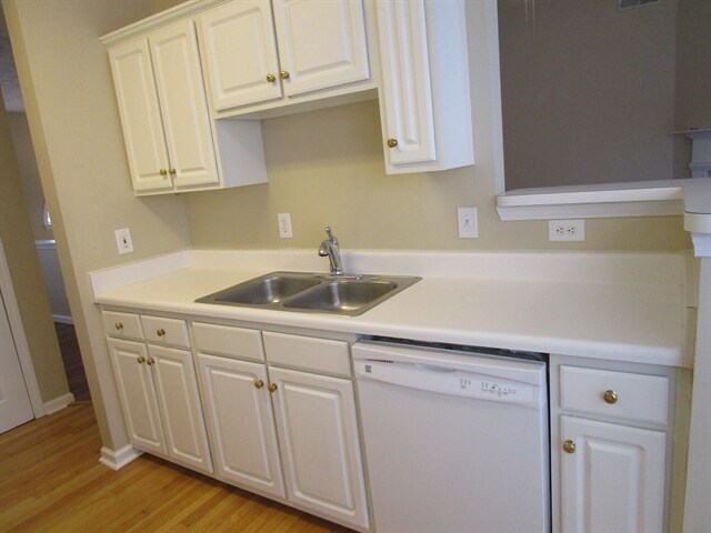 Foto del edificio - 3395 Essex Ct NW