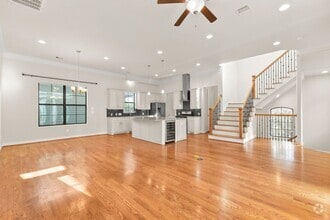Building Photo - 1408 W 26th St