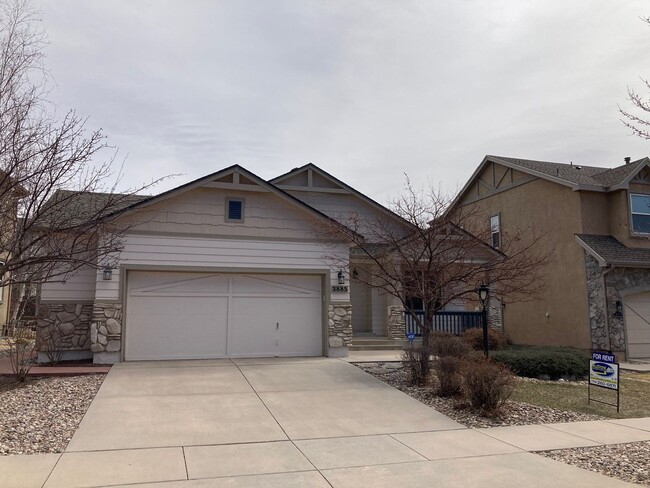 Building Photo - 4 Bedroom Ranch Style Home with A/C