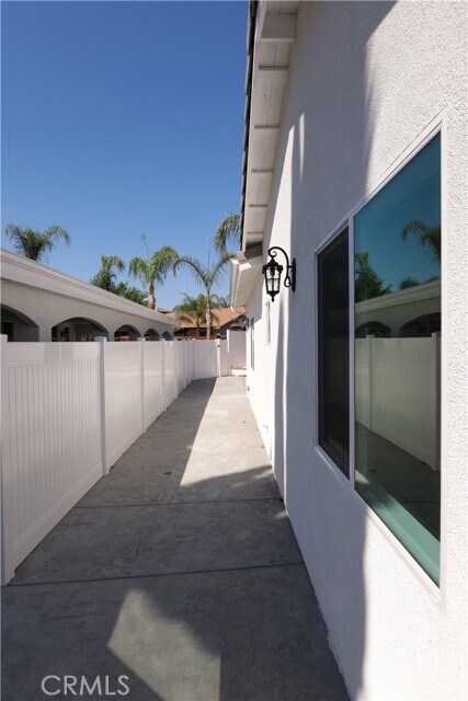 Foto del edificio - 25223 Stepping Stone Cir