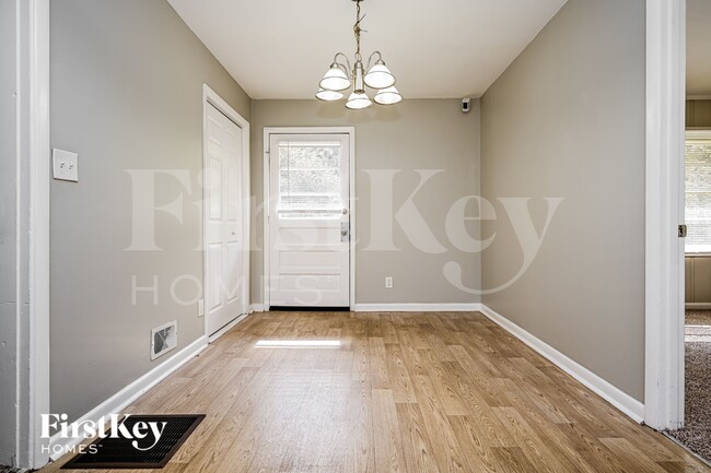 Building Photo - 5663 Dorsey Dr