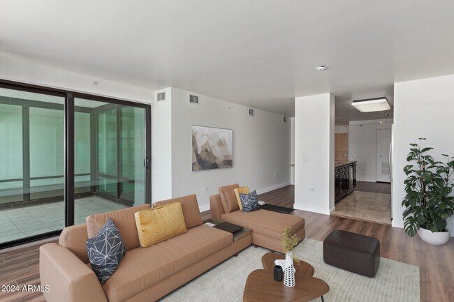 Foto del edificio - 4808 N 24th St