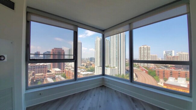 Foto del edificio - 306 N Canal St